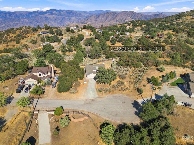 24650 Sandpiper Court, Tehachapi, CA 93561