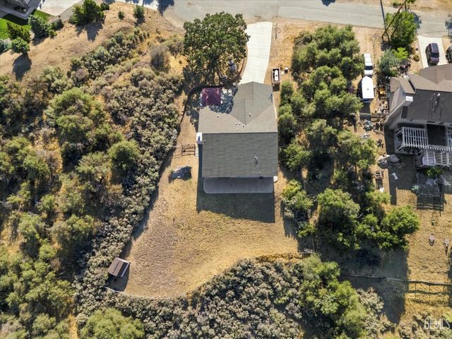 24650 Sandpiper Court, Tehachapi, CA 93561