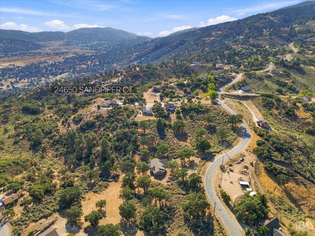 24650 Sandpiper Court, Tehachapi, CA 93561