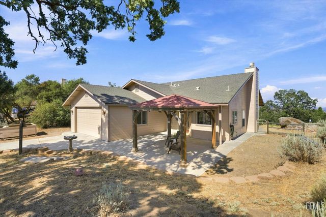 24650 Sandpiper Court, Tehachapi, CA 93561