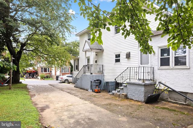 816 GREENHILL RD, Sharon Hill, PA 19079