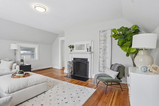 16 Underhill St 3, Winthrop, MA 02152