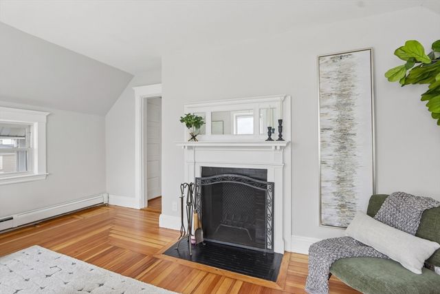 16 Underhill St 3, Winthrop, MA 02152