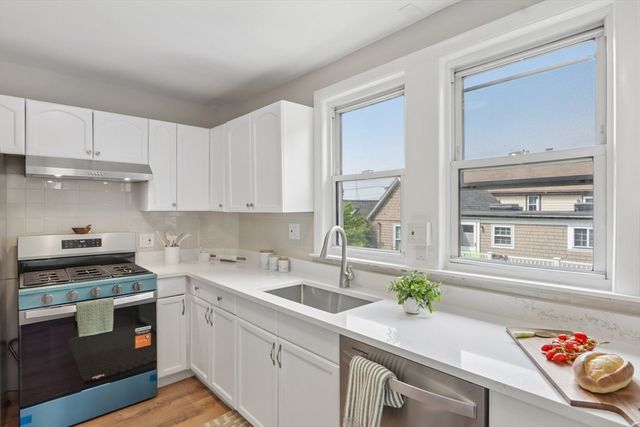 16 Underhill St 3, Winthrop, MA 02152