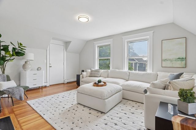 16 Underhill St 3, Winthrop, MA 02152
