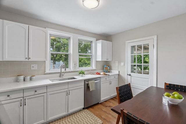 16 Underhill St 3, Winthrop, MA 02152