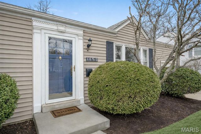 1653 Crabapple Lane, Webster Groves, MO 63119