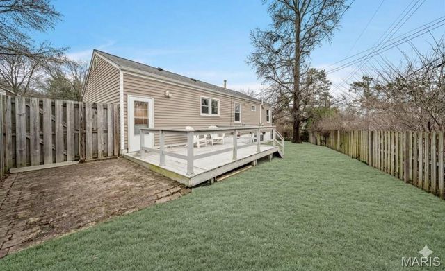 1653 Crabapple Lane, Webster Groves, MO 63119