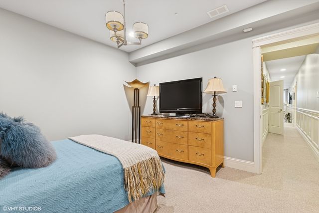4351 S Lake Park Avenue 1S, Chicago, IL 60653