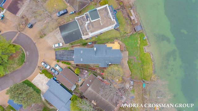 567 Breezy Bluff Street, Battle Creek, MI 49015