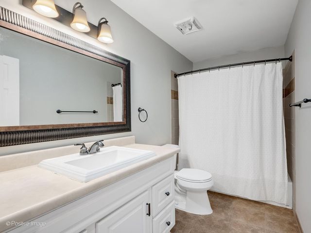 1N325 TAMARACK Drive, Winfield, IL 60190