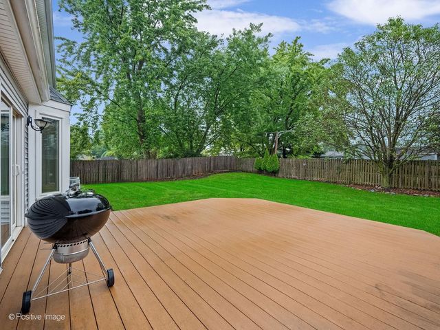1N325 TAMARACK Drive, Winfield, IL 60190