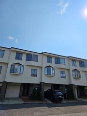 12024 Riviera Court 24B, College Point, NY 11356