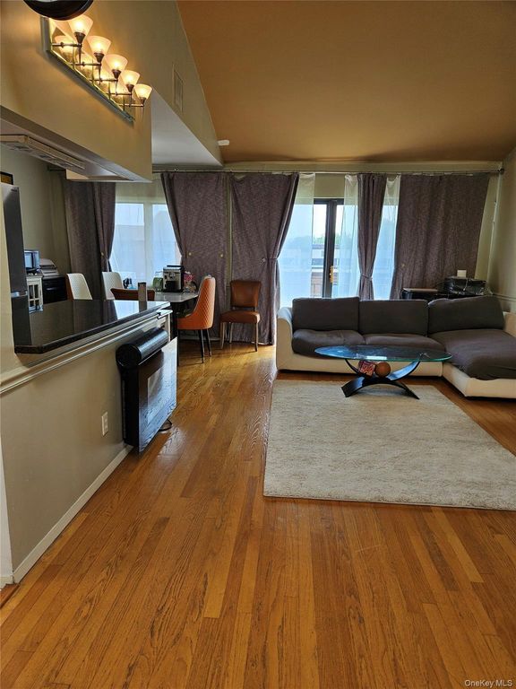 12024 Riviera Court 24B, College Point, NY 11356 — photo 3