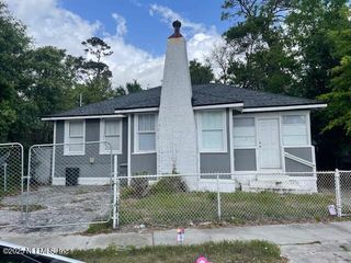 319 49TH Street W, Jacksonville, FL 32208