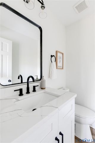 2802 Fairgate Rd, Chesterfield, VA 23112