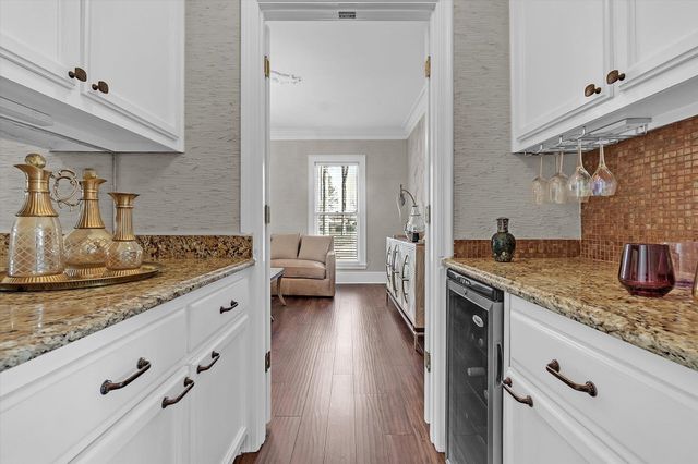 1235 DEXTER LN, Memphis, TN 38016