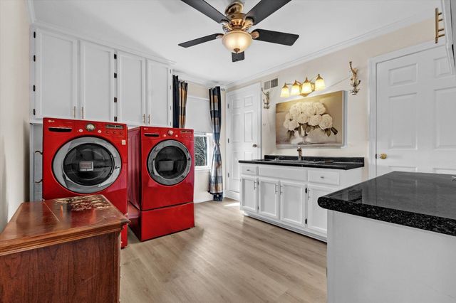 1235 DEXTER LN, Memphis, TN 38016