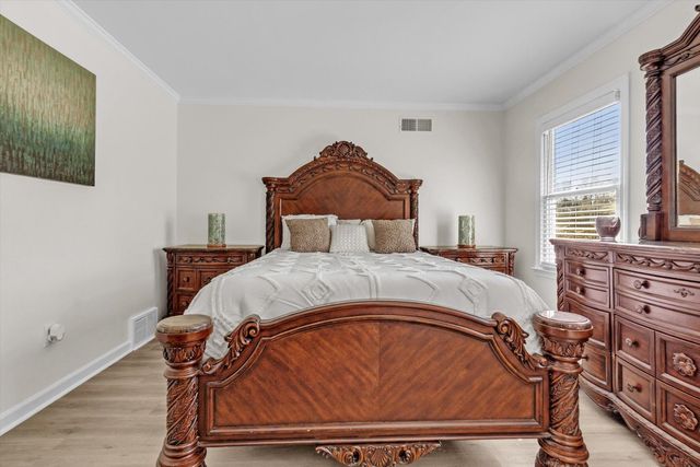 1235 DEXTER LN, Memphis, TN 38016