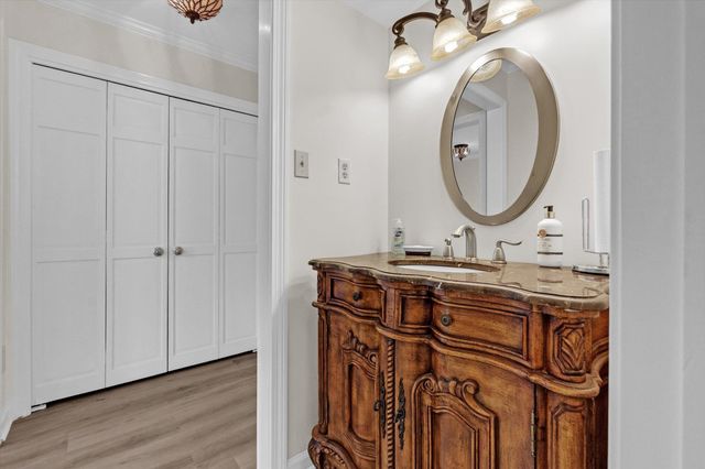 1235 DEXTER LN, Memphis, TN 38016