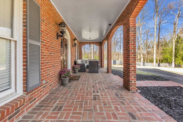 1235 DEXTER LN, Memphis, TN 38016