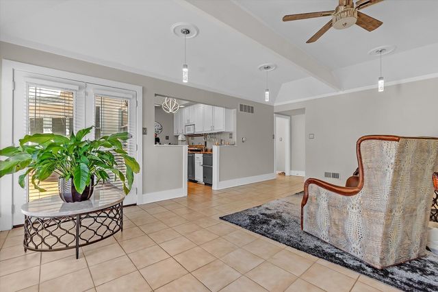 1235 DEXTER LN, Memphis, TN 38016