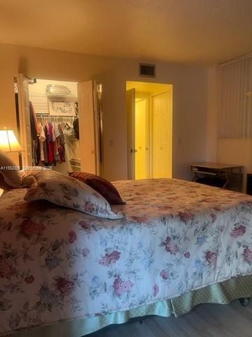 2871 Somerset Drive 218, Lauderdale Lakes, FL 33311
