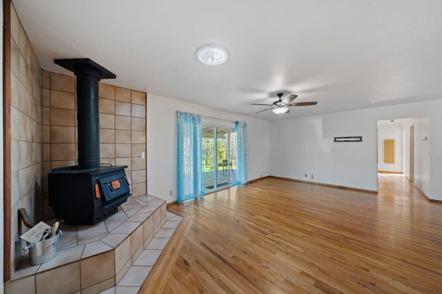 16298 Acero Drive, Anderson, CA 96007