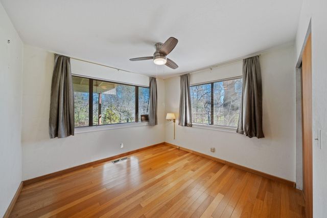 16298 Acero Drive, Anderson, CA 96007