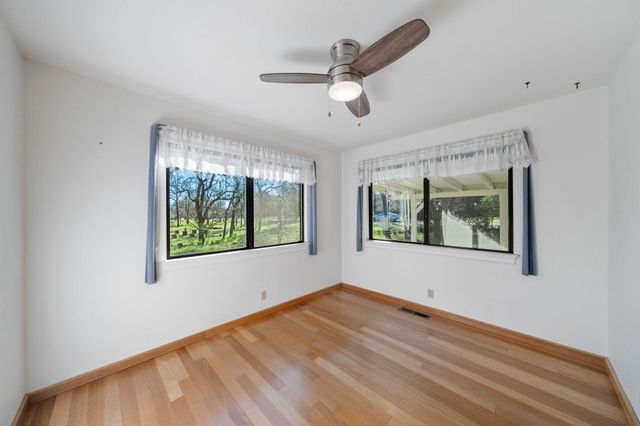 16298 Acero Drive, Anderson, CA 96007