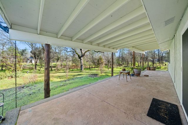 16298 Acero Drive, Anderson, CA 96007