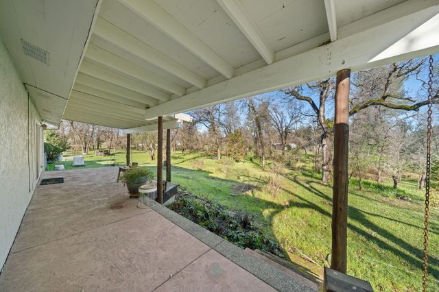 16298 Acero Drive, Anderson, CA 96007