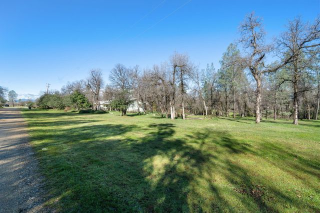 16298 Acero Drive, Anderson, CA 96007