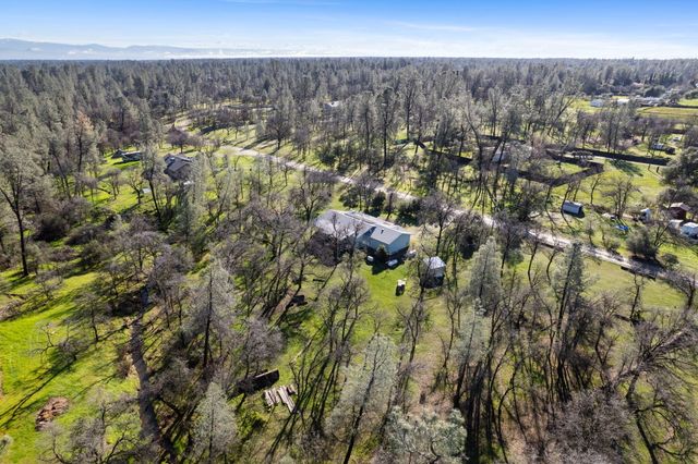 16298 Acero Drive, Anderson, CA 96007