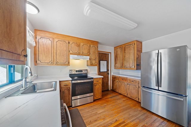 16298 Acero Drive, Anderson, CA 96007