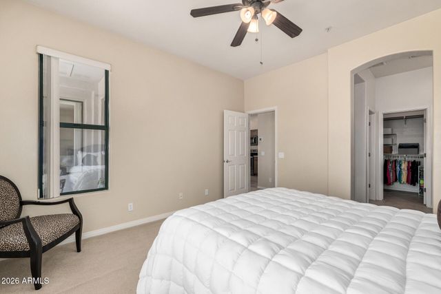 19550 N GRAYHAWK Drive 2046, Scottsdale, AZ 85255