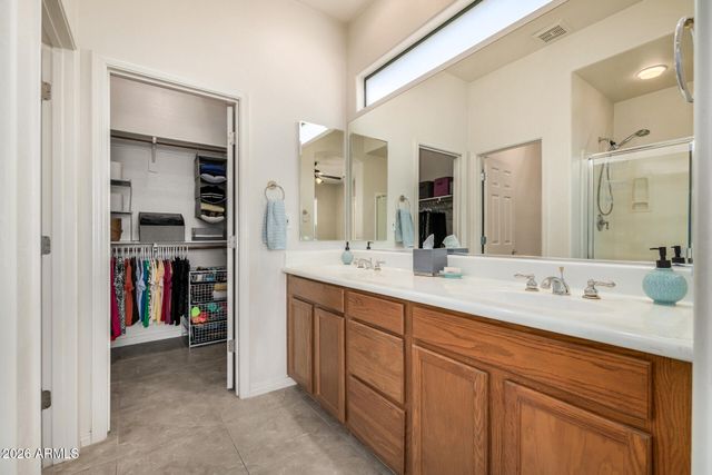 19550 N GRAYHAWK Drive 2046, Scottsdale, AZ 85255