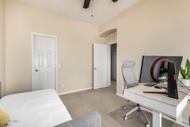 19550 N GRAYHAWK Drive 2046, Scottsdale, AZ 85255