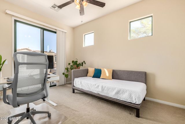 19550 N GRAYHAWK Drive 2046, Scottsdale, AZ 85255