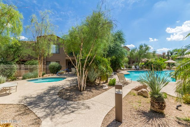 19550 N GRAYHAWK Drive 2046, Scottsdale, AZ 85255