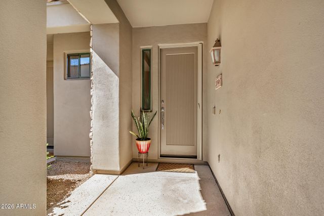 19550 N GRAYHAWK Drive 2046, Scottsdale, AZ 85255