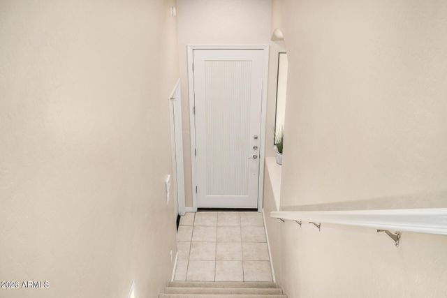 19550 N GRAYHAWK Drive 2046, Scottsdale, AZ 85255