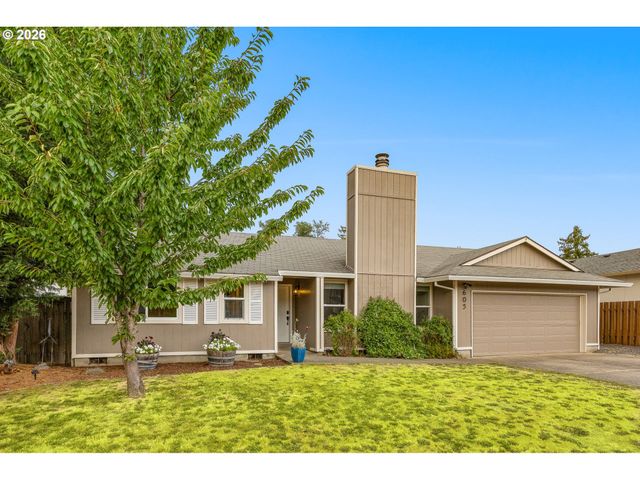 605 E FOOTHILLS Dr, Newberg, OR 97132