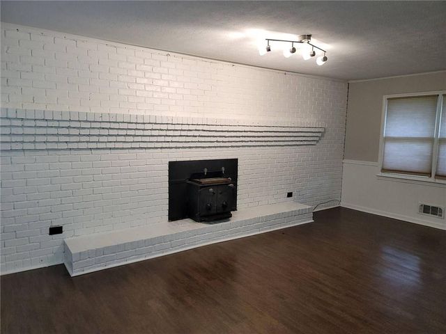 1476 Dupree Road, Woodstock, GA 30189