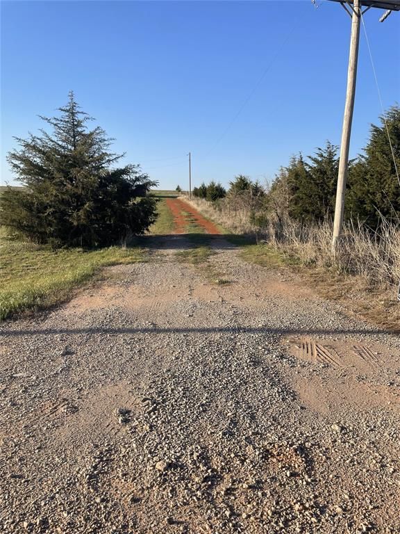E 870 Road, Cashion, OK 73016