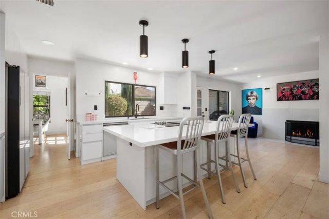 453 E Yale, Irvine, CA 92614