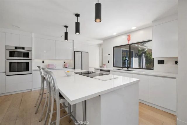 453 E Yale, Irvine, CA 92614