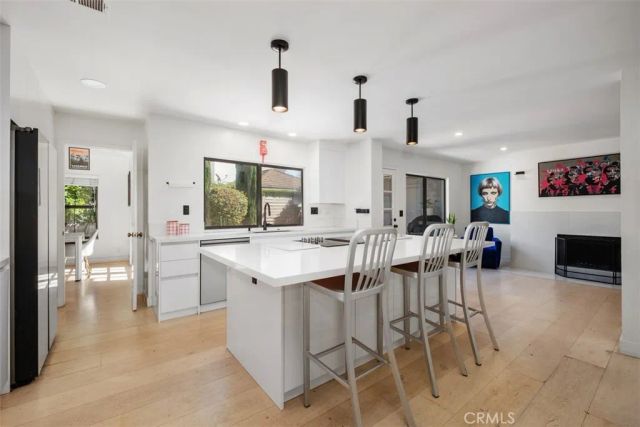 453 E Yale, Irvine, CA 92614