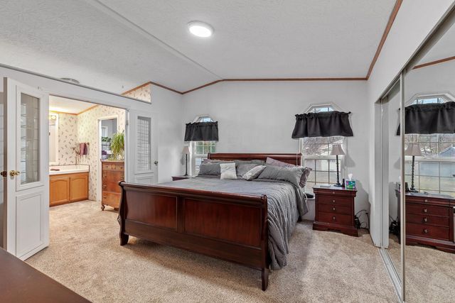 7318 N Julia St, Spokane, WA 99217