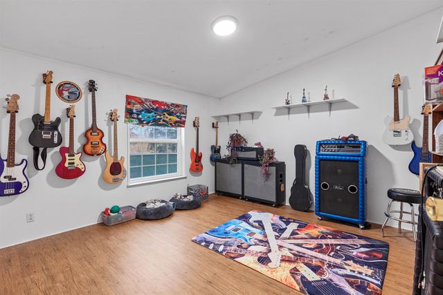 7318 N Julia St, Spokane, WA 99217